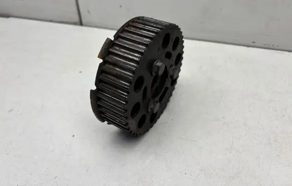 Volkswagen PASSAT B7 Camshaft pulley/ VANOS 03L109239A 038109111E