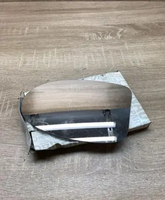 Renault Twingo I Wing mirror glass 7701036389