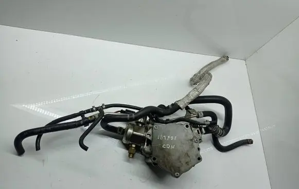 Audi A4 S4 B8 8K Fuel injection high pressure pump 06h127025k