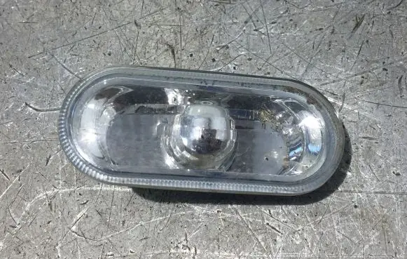 Volkswagen Golf IV Front fender indicator light 1J0949117