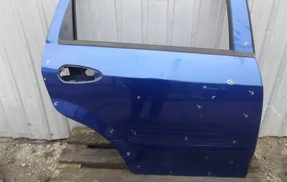 Rear door