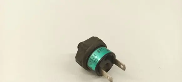 Mercedes-Benz SL R129 Air conditioning (A/C) pressure sensor 1248213651