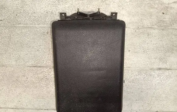 BMW 5 E39 Armrest 806917