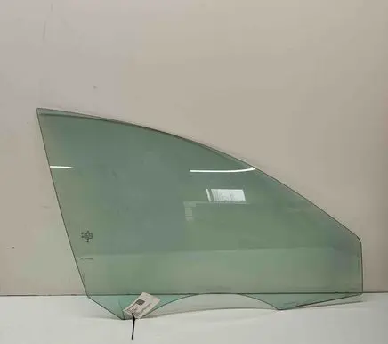 Mercedes-Benz CLA C117 X117 W117 Front door window/glass (coupe) A1177250210