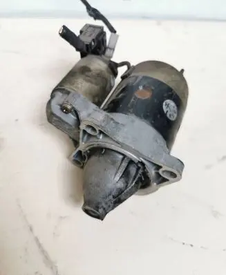 Mazda 323 Starter motor M3T38882