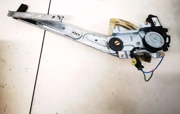 KIA Sorento Sliding door window regulator with motor