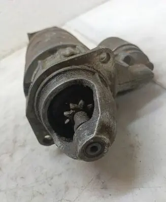 BMW 3 E30 Starter motor 0001311100