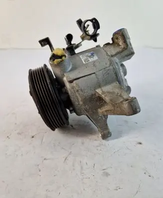 Subaru XV Air conditioning (A/C) compressor (pump) 73111FJ010