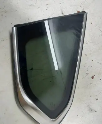 Hyundai Santa Fe Rear side window
