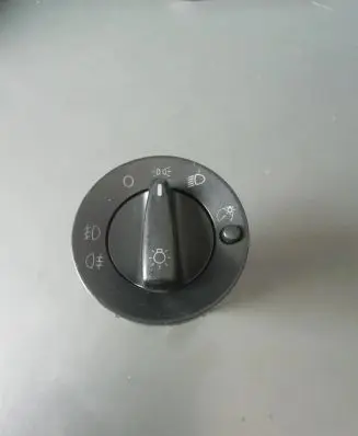 Volkswagen Golf IV Light switch 85D583058R