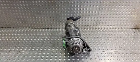 Volkswagen Golf VI Starter motor 1005831660