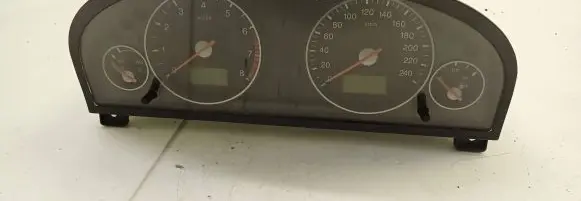 Ford Mondeo Mk III Speedometer (instrument cluster) 3S7T10849 449718