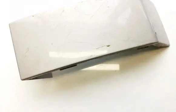 Volvo XC90 Rear/tail light trim molding 8620820rh