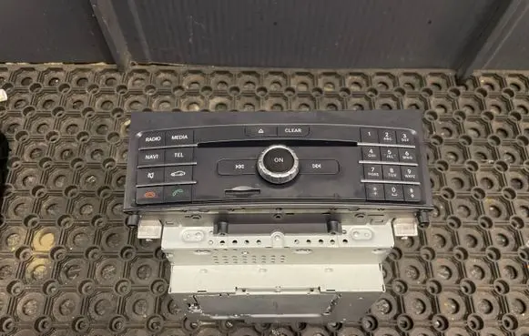 Mercedes-Benz CLS C218 AMG Radio/CD/DVD/GPS head unit A2189012901 A2189000508 A1769022301