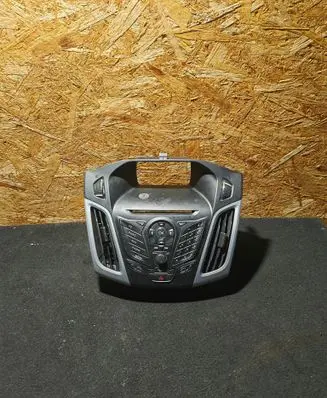 Ford Focus Head unit multimedia control BM5T18K811BA