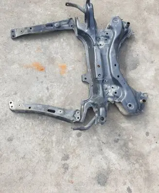 Toyota RAV 4 (XA40) Engine mount bracket