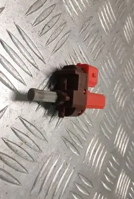 Clutch pedal sensor