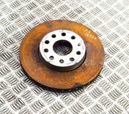 Volkswagen Golf VIII Front brake disc 5Q0615301H