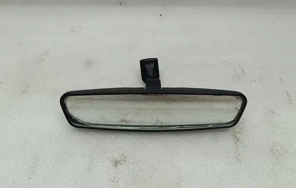 Suzuki Grand Vitara II Rear view mirror (interior) E8011083 E020001