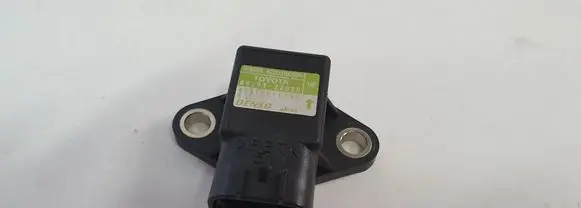 Lexus GS 250 350 300H 450H Sensor