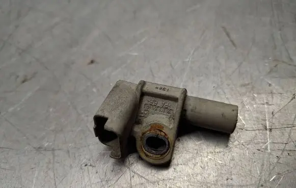 Ford Galaxy Camshaft position sensor 9661135980