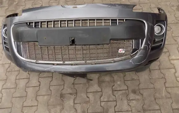 Peugeot 208 Front bumper 96800dfeewreg1