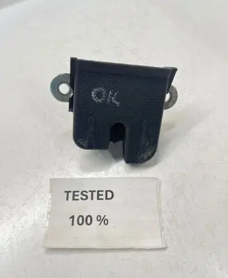 Seat adjustment assembly