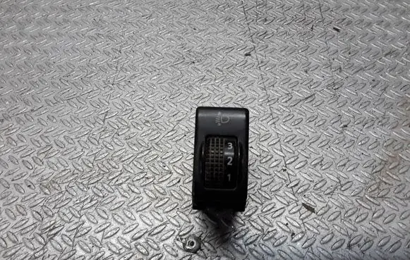 Nissan Navara D40 Headlight level height control switch