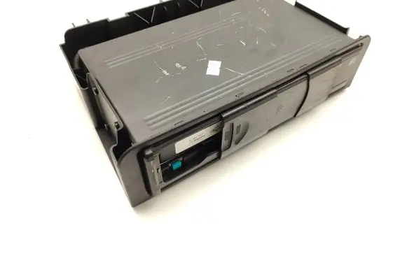 CD/DVD changer