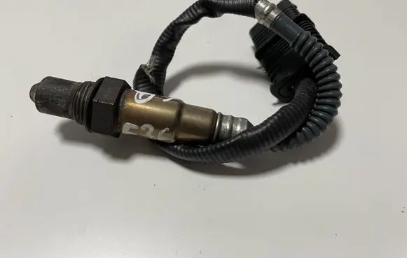 BMW 2 F22 F23 Lambda probe sensor 7589121