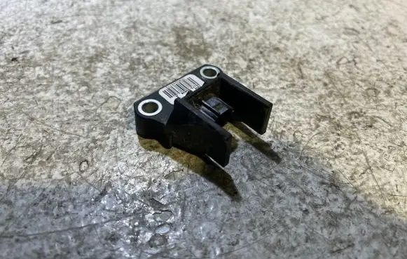 Toyota Yaris Airbag deployment crash/impact sensor 891730D020 3509248773