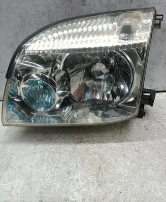 Nissan X-Trail T30 Headlight/headlamp