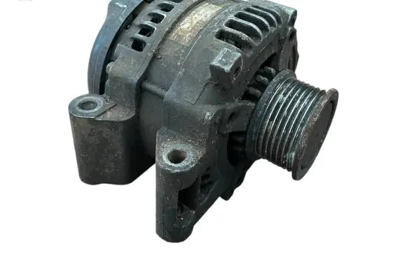 Toyota Avensis T250 Generator/alternator 1042104521 770600G011