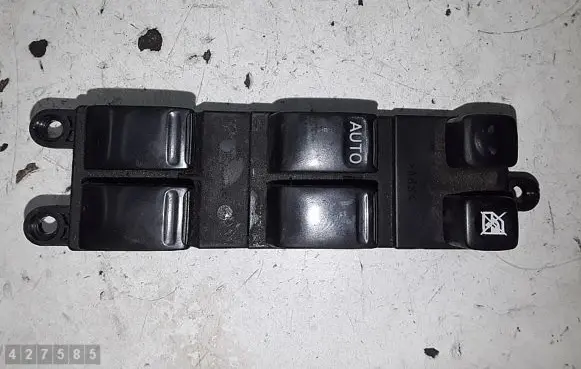Nissan Primera Electric window control switch 25401av640
