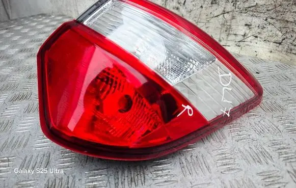 Toyota Yaris Rear/tail lights 0D204 0D203 0D205