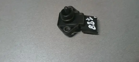 Subaru Legacy Air pressure sensor 0261230013