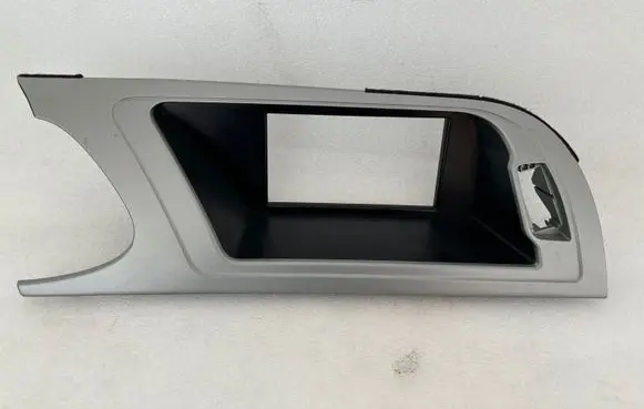 Audi A5 Sportback 8TA Radio/GPS head unit trim 8K1857186D 8K1857186