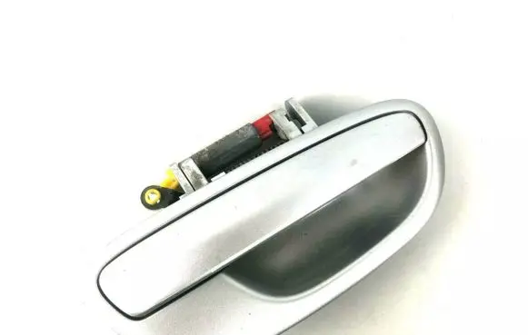 Subaru Legacy Front door exterior handle