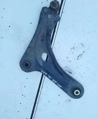 Peugeot 208 Front lower control arm/wishbone
