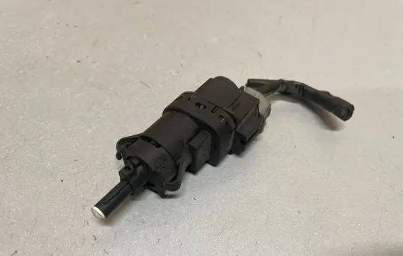 Ford Fiesta Brake pedal sensor switch 3M5T13480AC