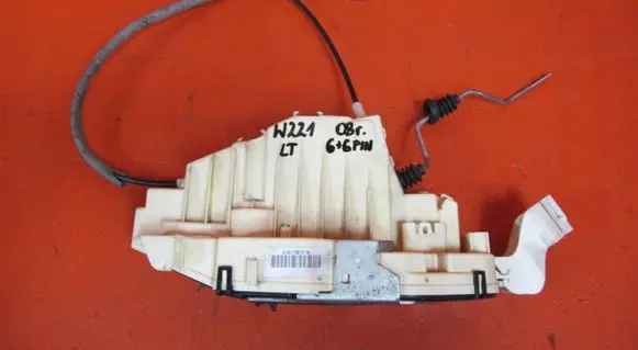 Mercedes-Benz S W221 Rear door lock A2217300735