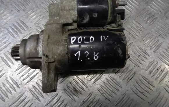 Volkswagen Polo IV 9N3 Starter motor 02T911023G