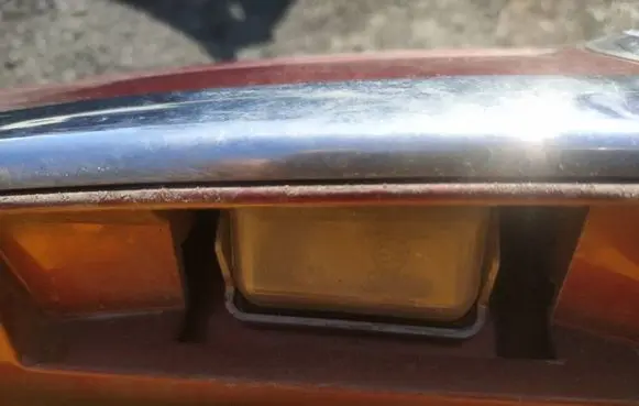 Mazda CX-7 Number plate light