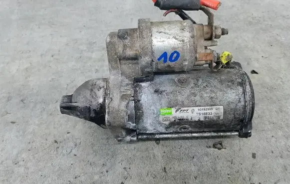 Opel Astra H Starter motor 93192995