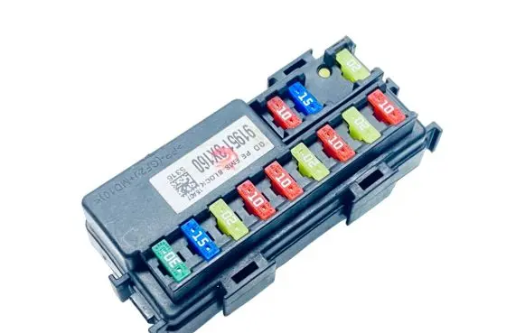 Hyundai i30 Fuse module 919513X160