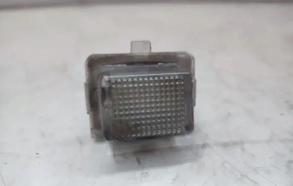 Mercedes-Benz S W221 Number plate light