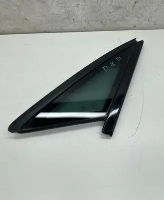Audi A8 S8 D4 4H Rear side window 43R00083 A011404 DOT90AS2M50