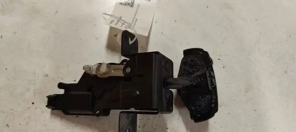 KIA Sorento Tailgate window lock/catch/latch 871303E000
