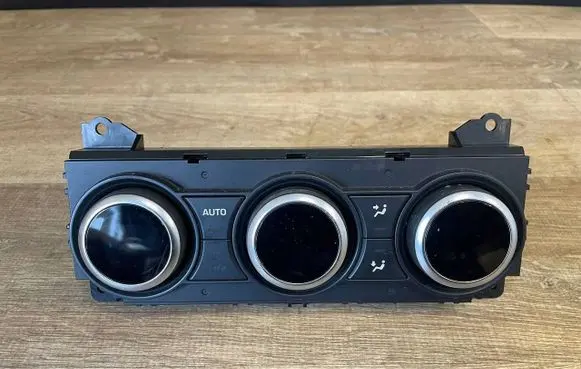 Land Rover Discovery 5 Climate control unit HY3218D687LD 290929710020