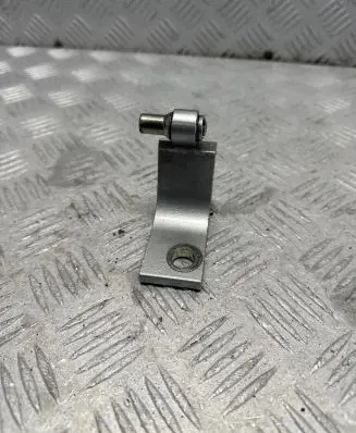 Volkswagen Transporter - Caravelle T6 Front door upper hinge 7E0831402B